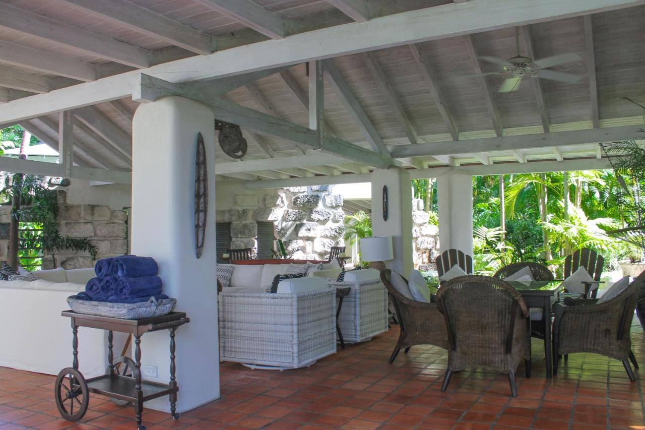 Landmark House & Cottage Saint James Bagian luar foto